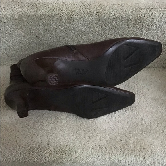 Anne Klein iFlex Brown Ankle Boots - Picture 4 of 6
